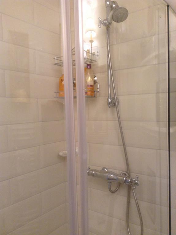 Lamaison Du Phare Honfleur Chambres D'Hotes Et Jacuzzi Prive Δωμάτιο φωτογραφία