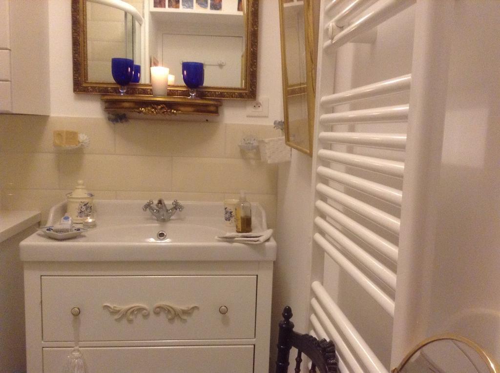 Lamaison Du Phare Honfleur Chambres D'Hotes Et Jacuzzi Prive Δωμάτιο φωτογραφία