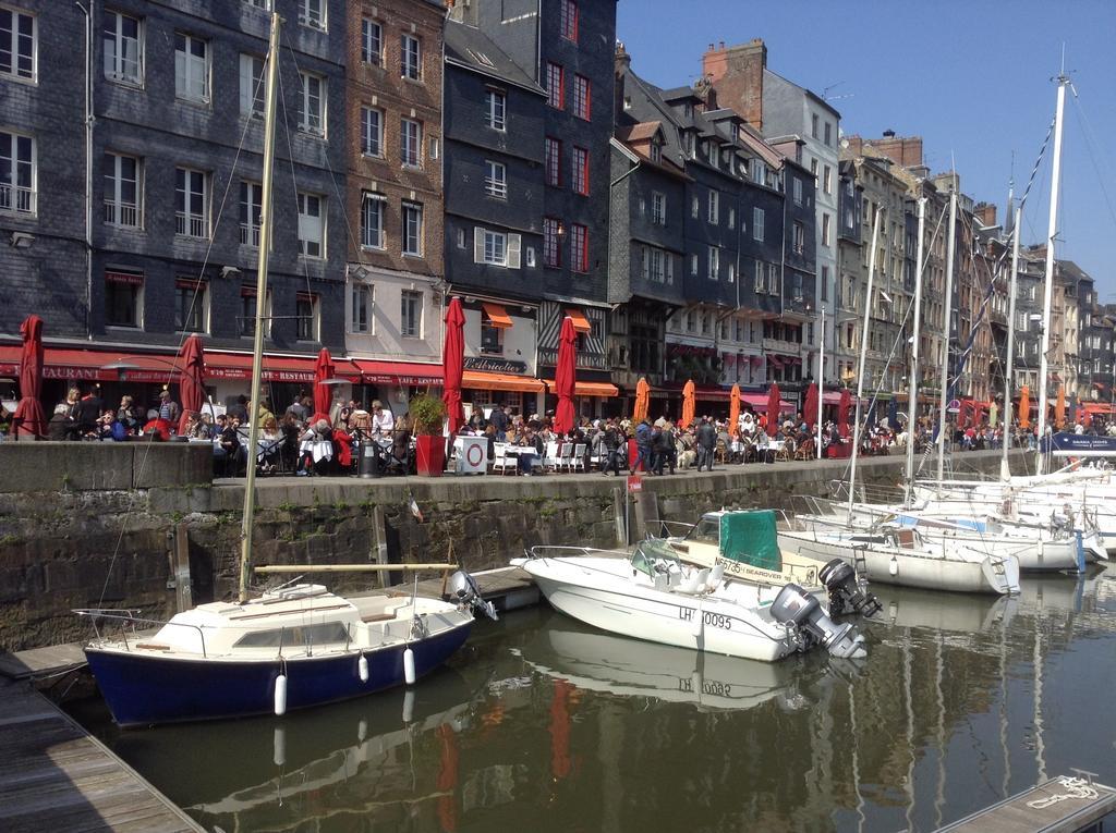 Lamaison Du Phare Honfleur Chambres D'Hotes Et Jacuzzi Prive Εξωτερικό φωτογραφία